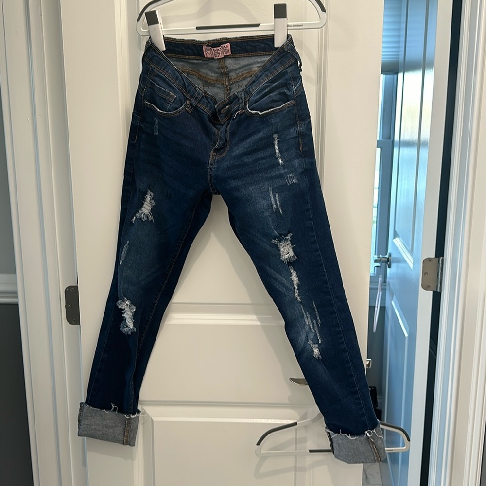 Juniors wax jean capris